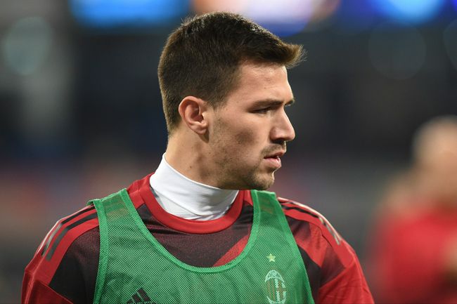 《哪吒》累计破47亿 《深夜食堂》票房未达预期 2019-09-02 较大距离。